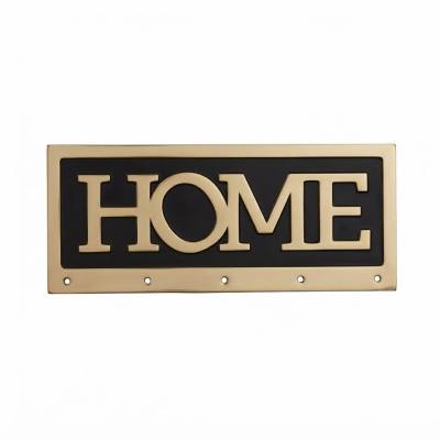 لوحة جدارية مزخرفة مكتوب عليها "HOME" مع خطافات للمفاتيح - ديكور ذهبي وأسود